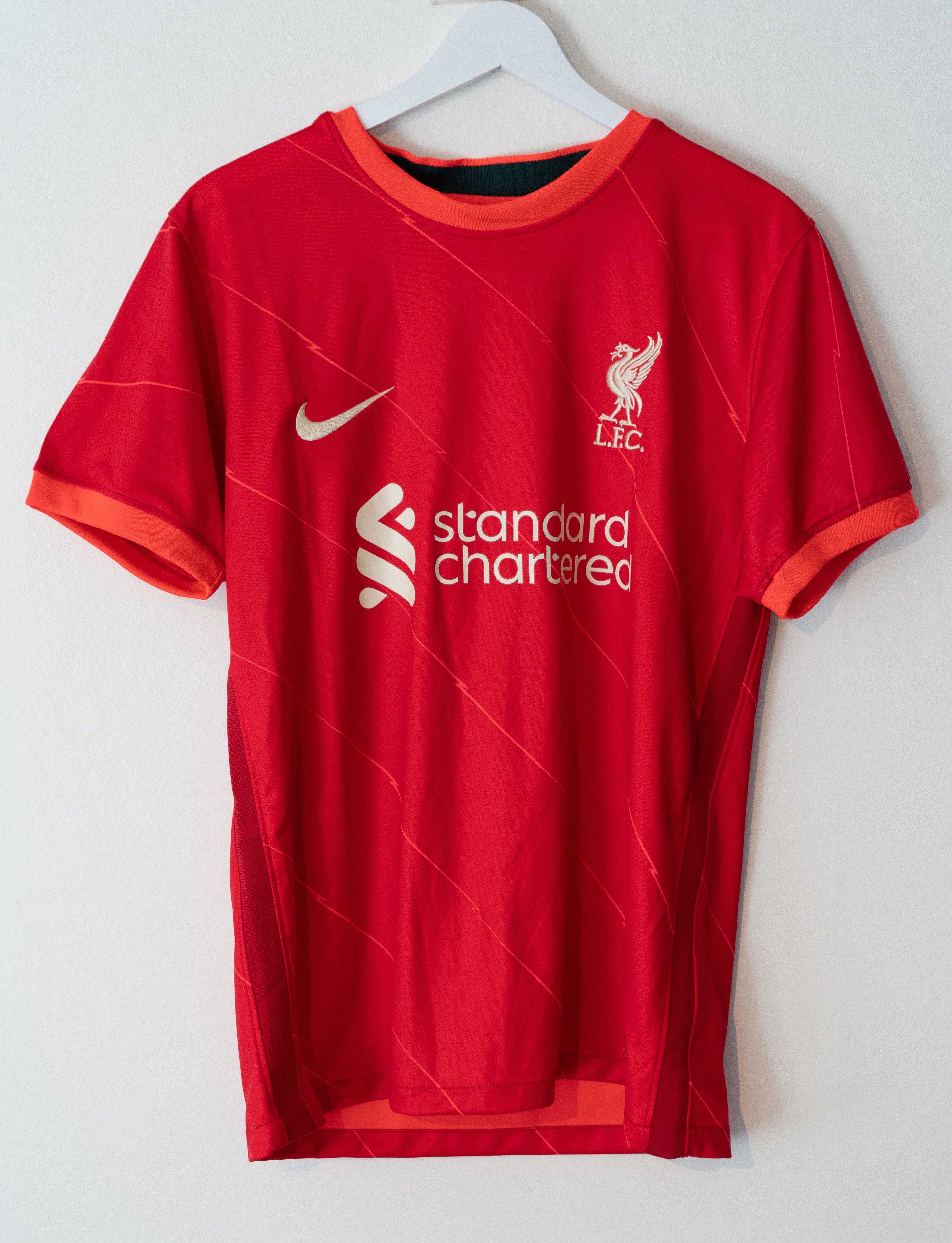 Signert Harvey Elliott Liverpool Drakt