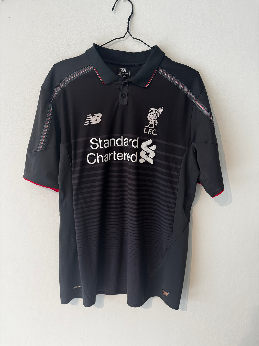 Liverpool 3.Drakt 15/16