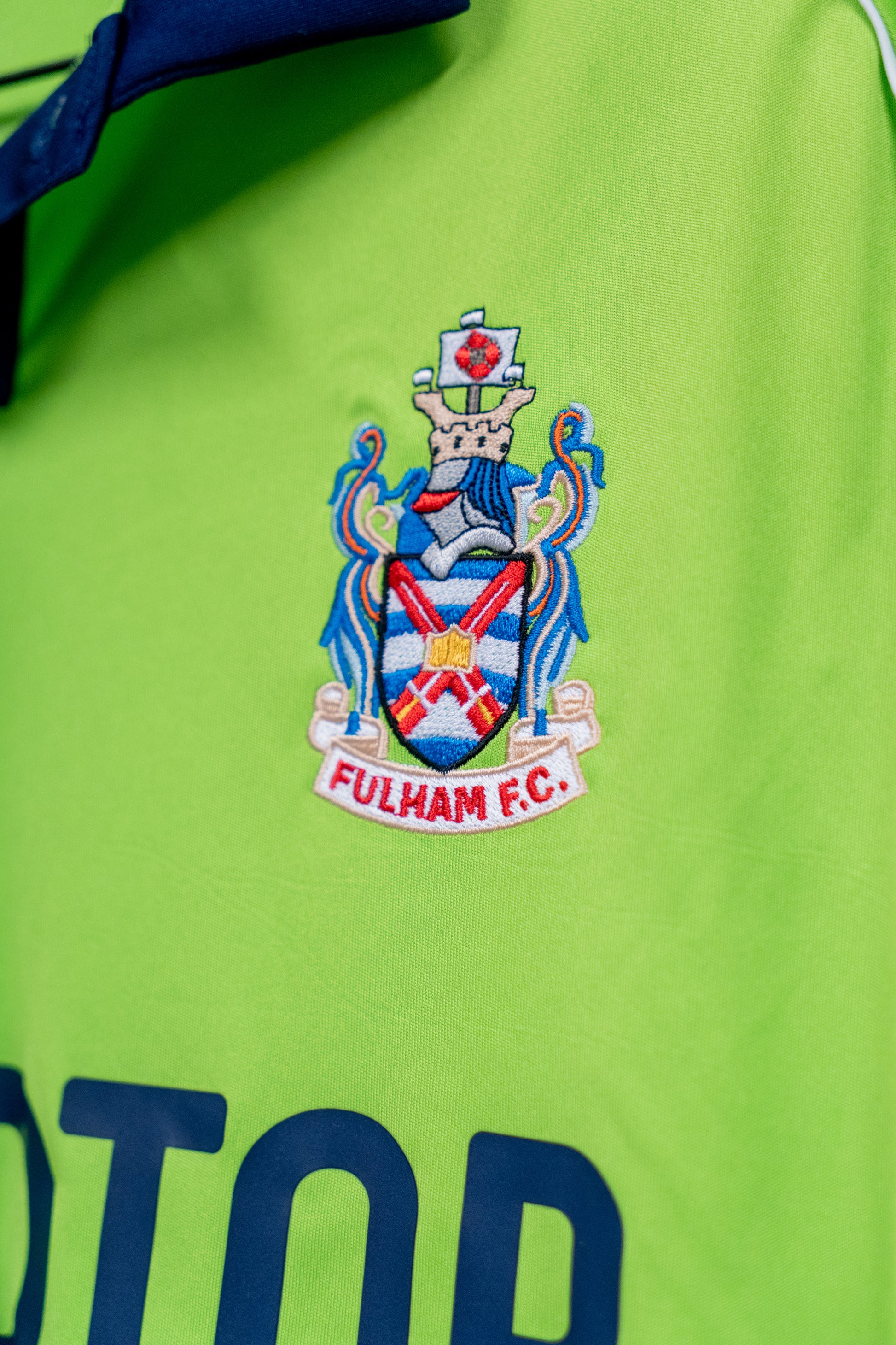 Signert og kampbrukt Sander Berge Fulham drakt