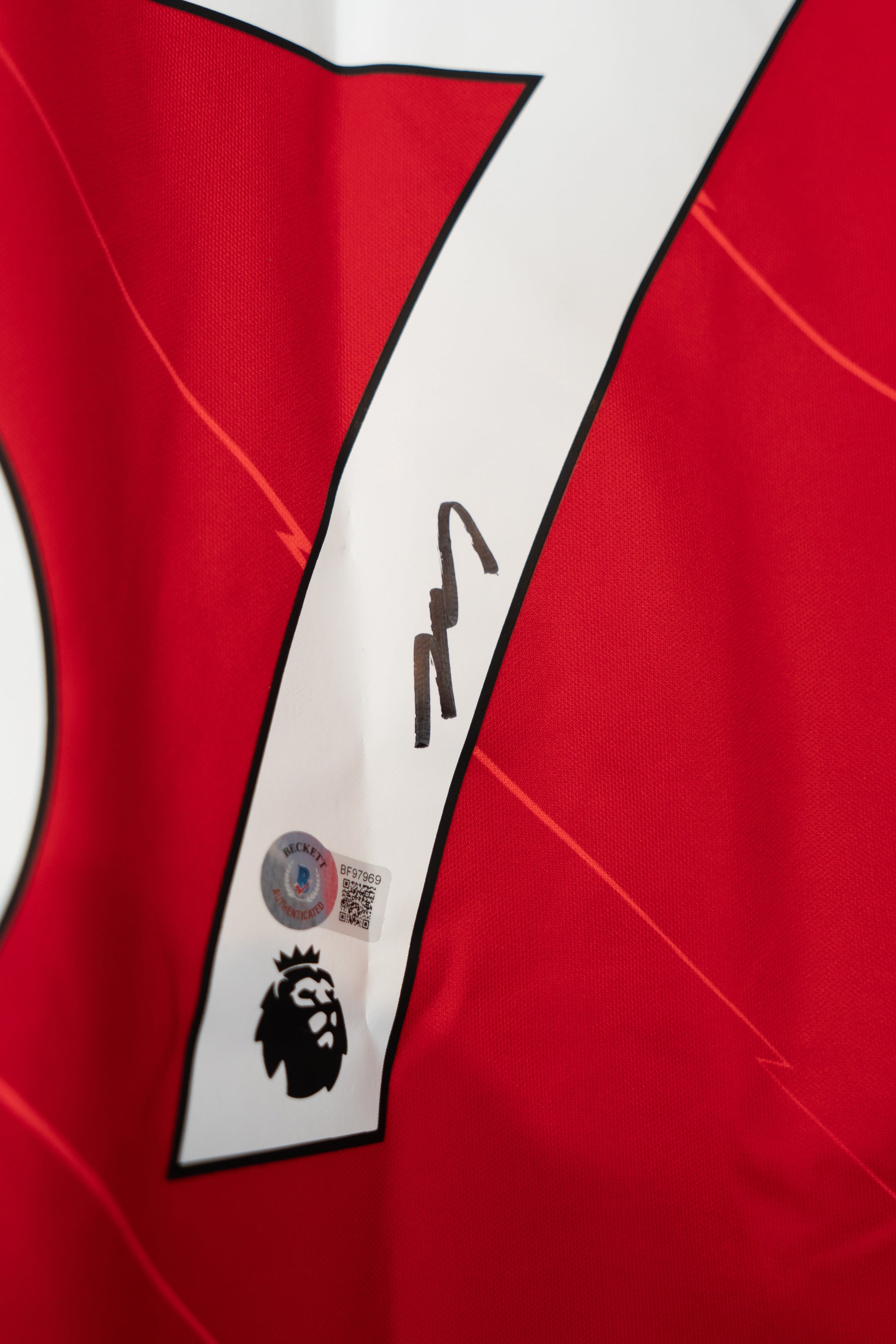 Signert Harvey Elliott Liverpool Drakt