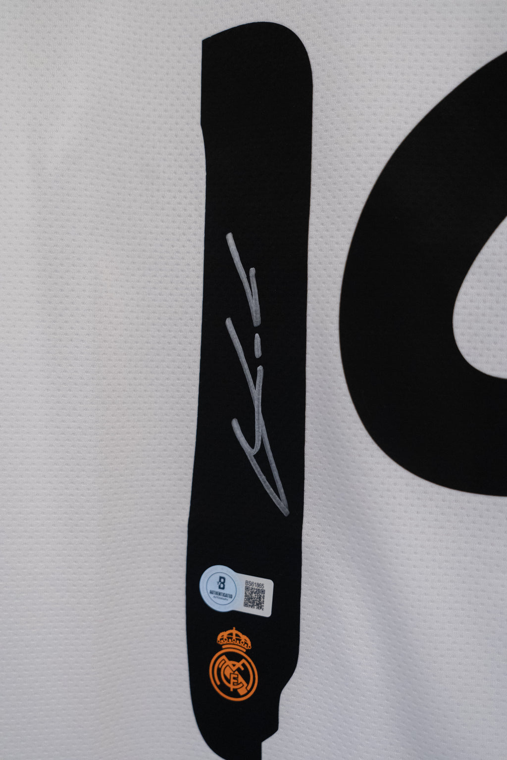 Luca Modric Signert Real Madrid Drakt