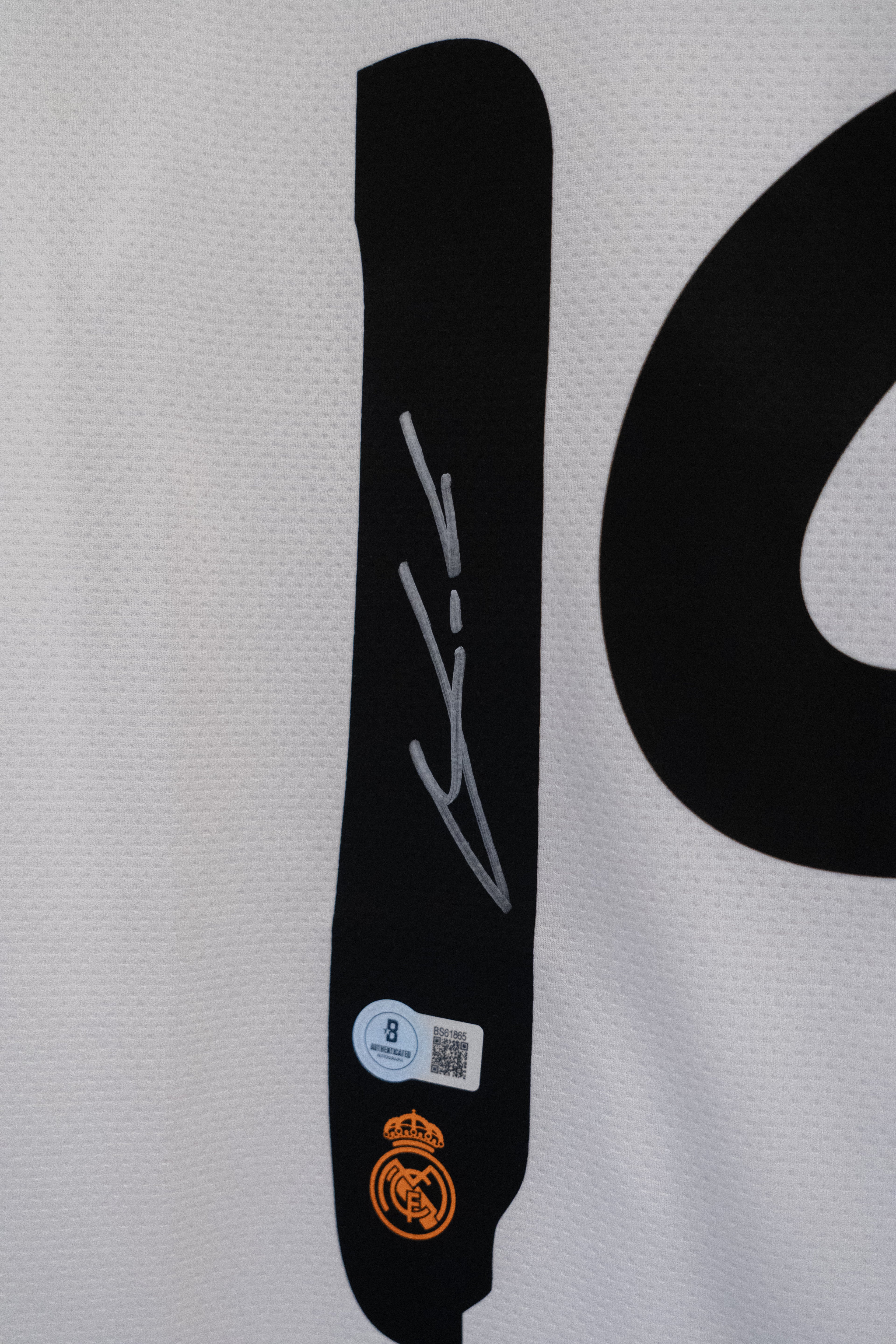 Luca Modric Signert Real Madrid Drakt